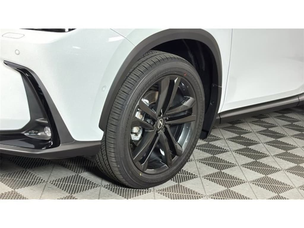 New 2026 Lexus NX PLUG-IN HYBRID ELECTRIC VEHICLE 450h+ LUXURY AWD 5-DOOR SUV 4X4