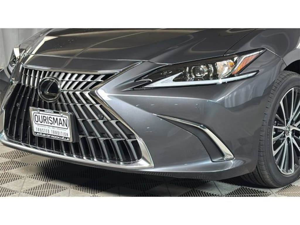 New 2025 Lexus ES 350 4-DOOR SEDAN