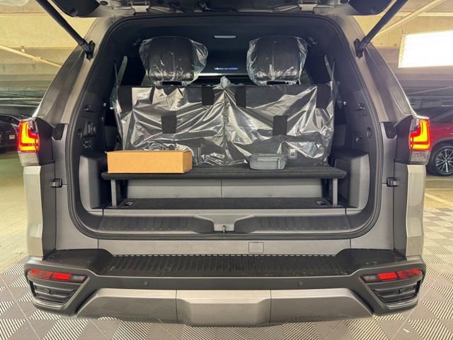 2025 Lexus LX 700h Luxury - Photo 11