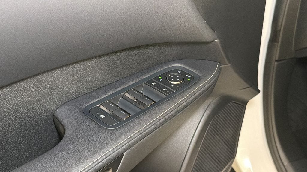 2025 Lexus RX 350 - Photo 21