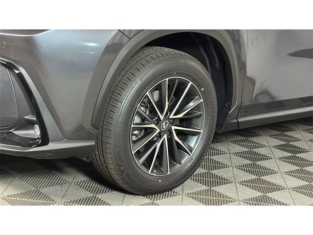 2026 Lexus NX 350 Premium AWD photo 4