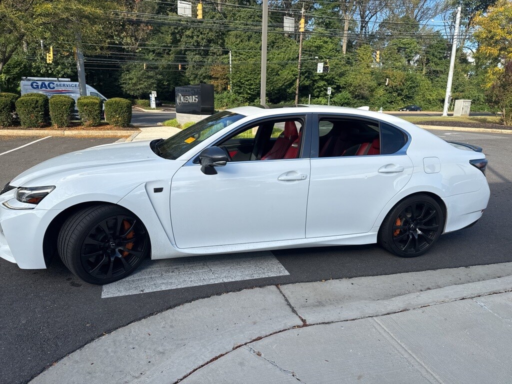2016 Lexus GS F photo 4