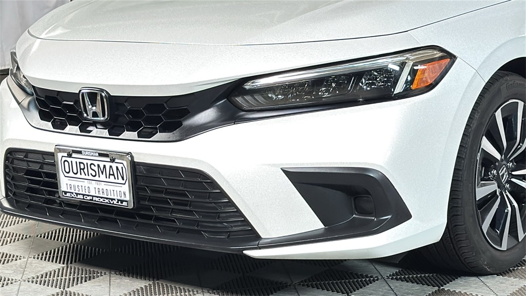 Used 2022 Honda Civic EX-L Hatchback