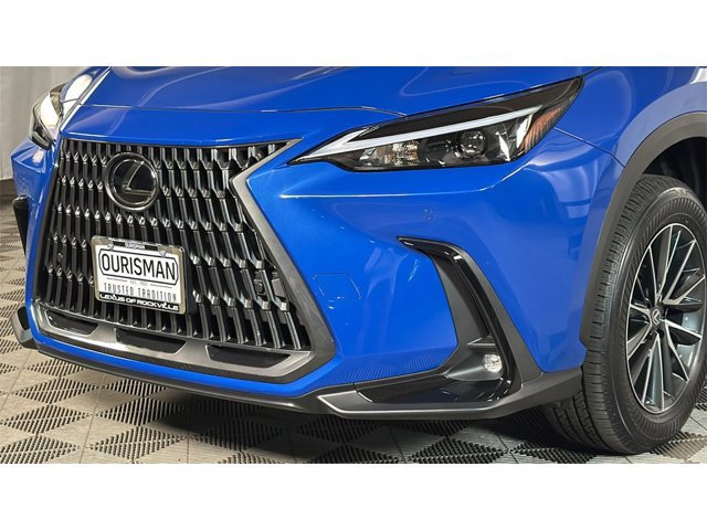 2026 Lexus NX 350 photo 3