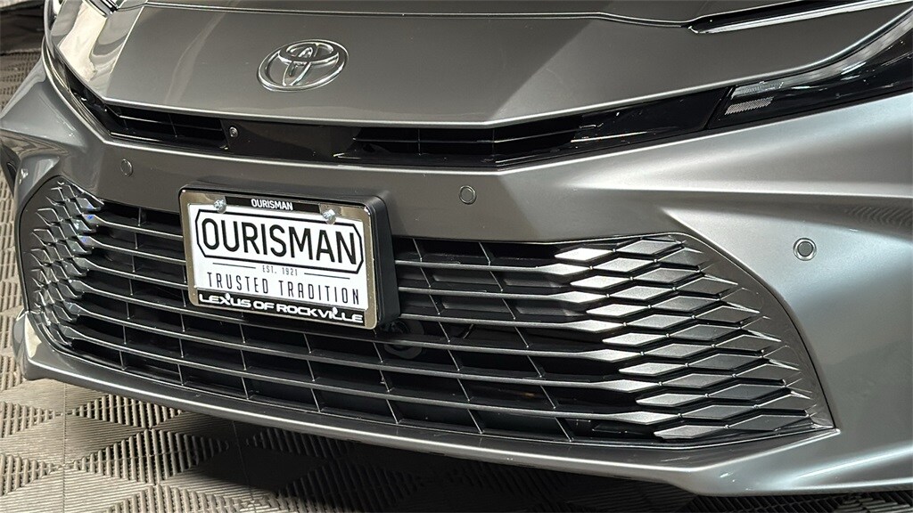 2026 Toyota Camry XLE photo 3