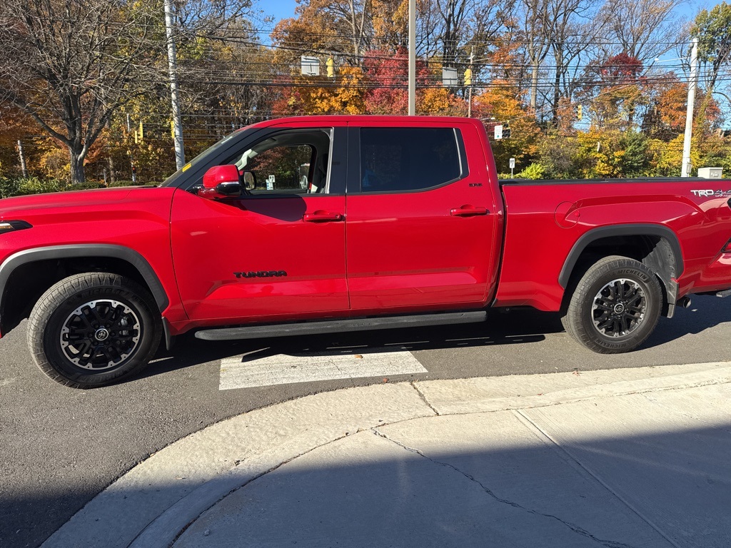 2022 Toyota Tundra SR5 photo 4