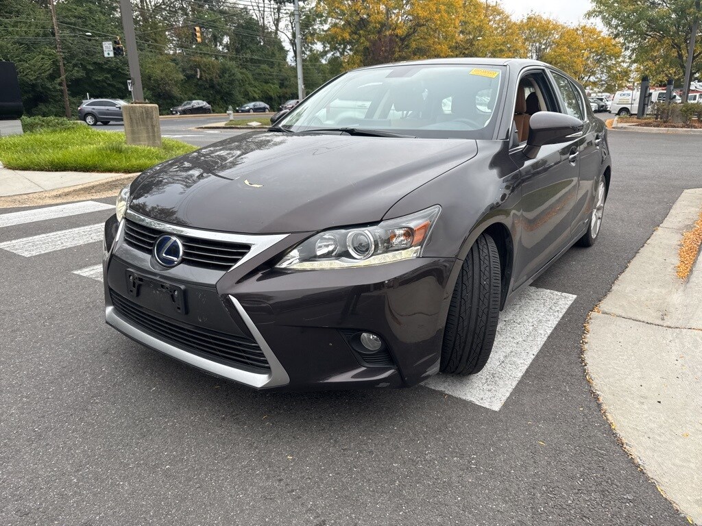 2015 Lexus CT 200h photo 3