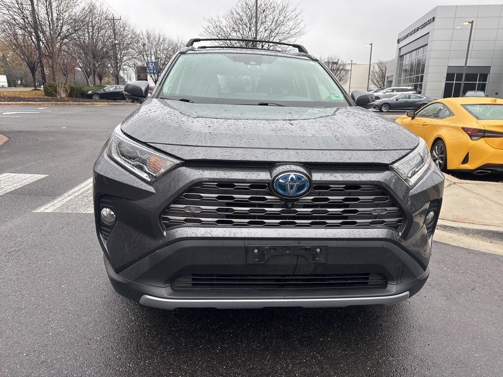 2020 Toyota RAV4 Hybrid Limited photo 2