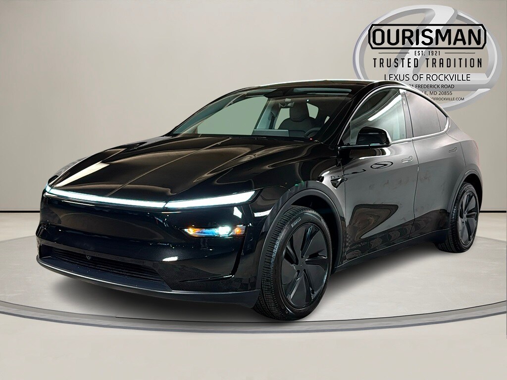 2026 Tesla Model Y Long Range photo 2