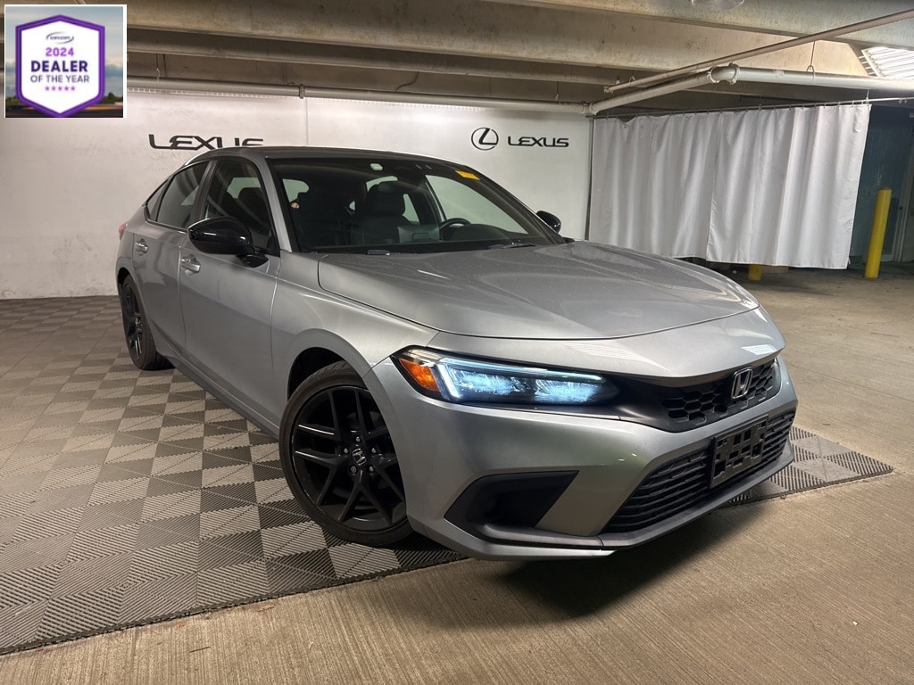 2024 Honda Civic Hatchback Sport's photo