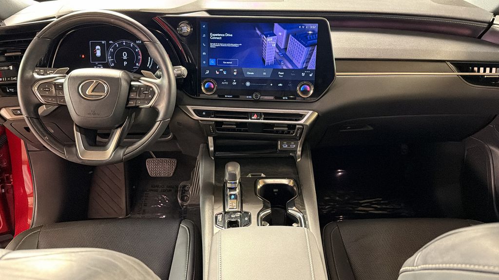 2023 Lexus RX 350 - Photo 16
