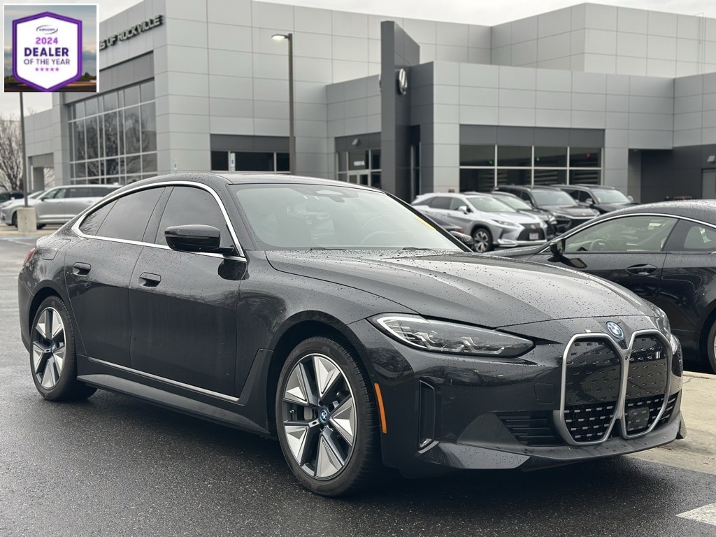 2024 BMW i4 35's photo