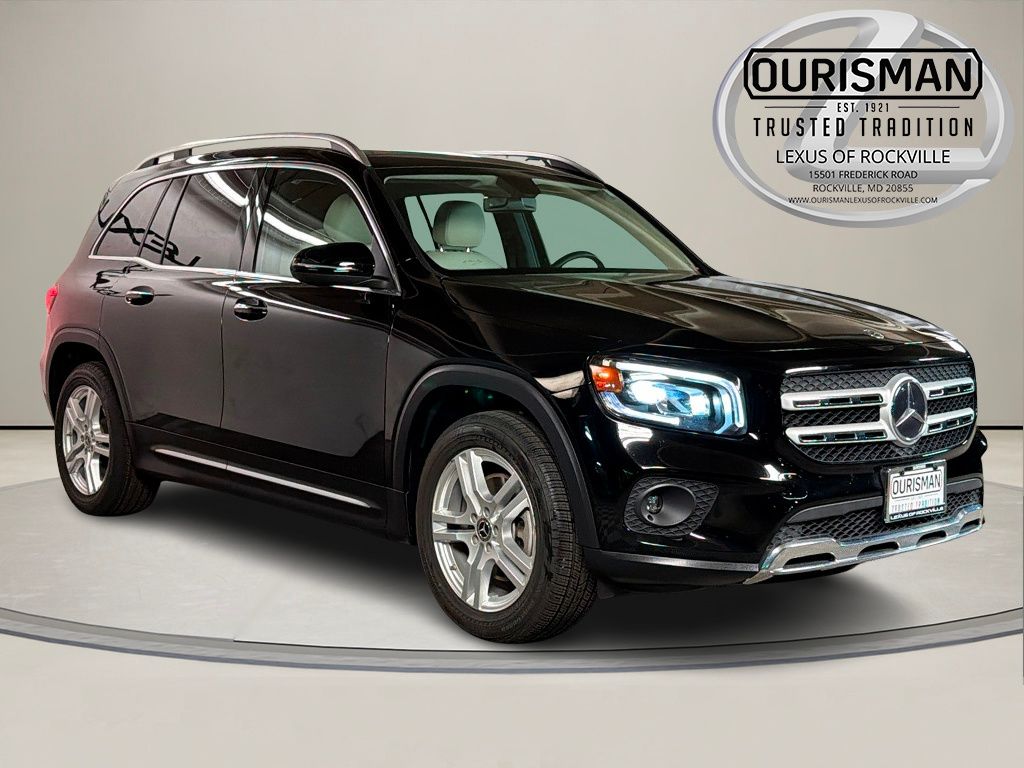 2021 Mercedes-Benz GLB GLB250 4MATIC's photo