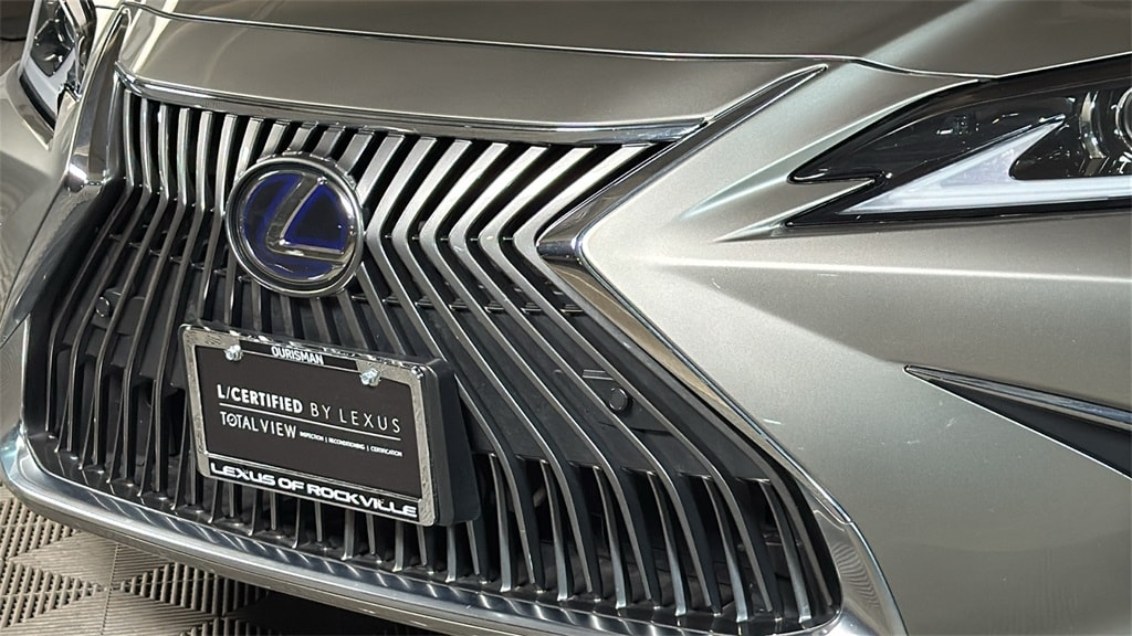 Certified 2021 Lexus ES 300h Sedan