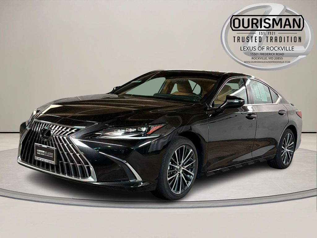 2025 Lexus ES 300h 300h's photo