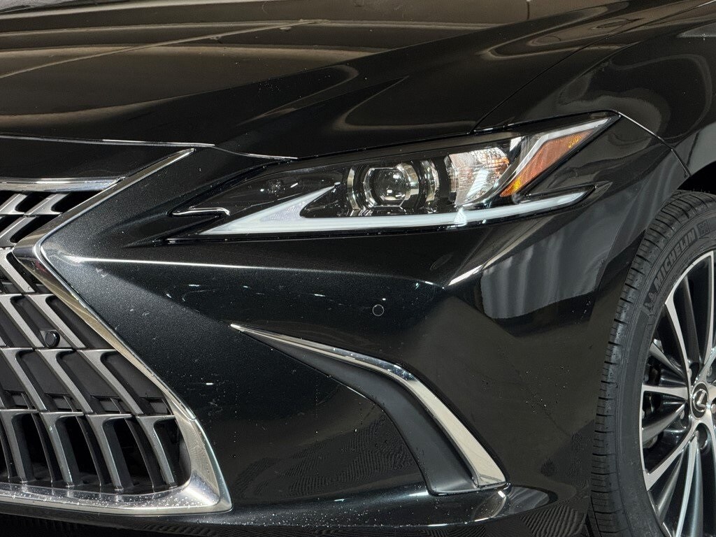 2023 Lexus ES 350 photo 4