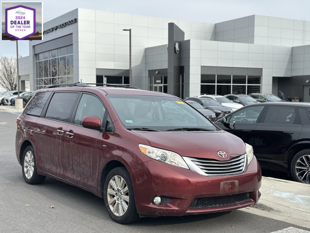 2016 Toyota Sienna XLE