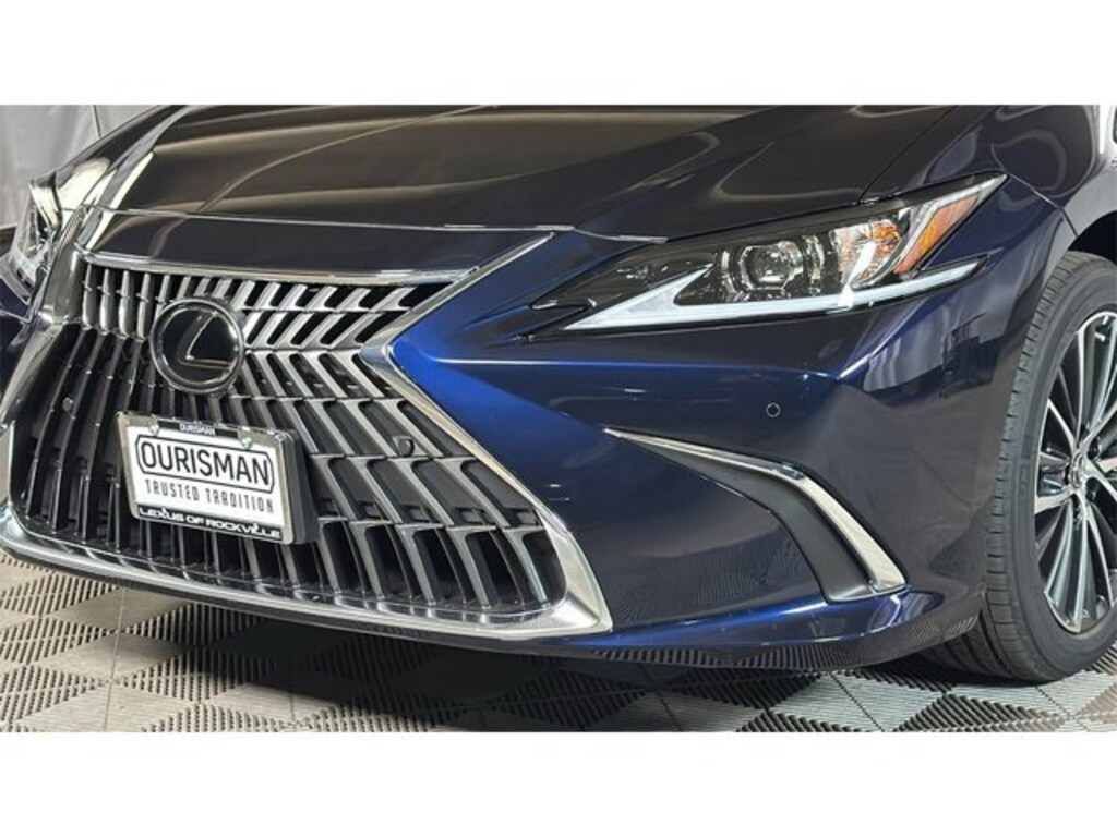 New 2025 Lexus ES 350 4-DOOR SEDAN