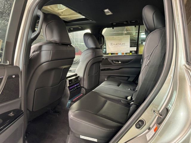 2025 Lexus LX 700h Luxury - Photo 14