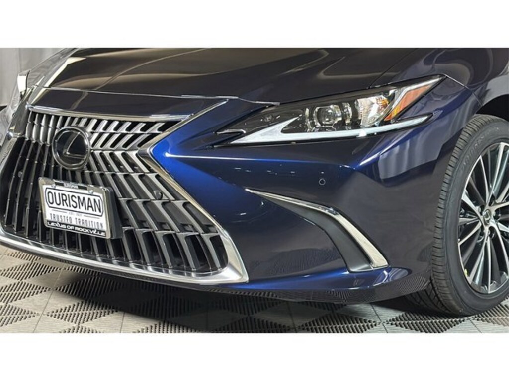 New 2025 Lexus ES 350 4-DOOR SEDAN