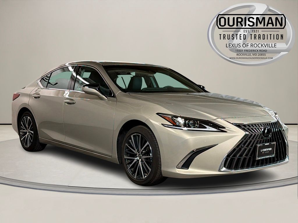 2025 Lexus ES 300h 300h's photo