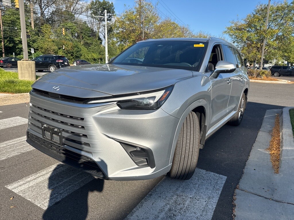 2024 Lexus TX 350 photo 3