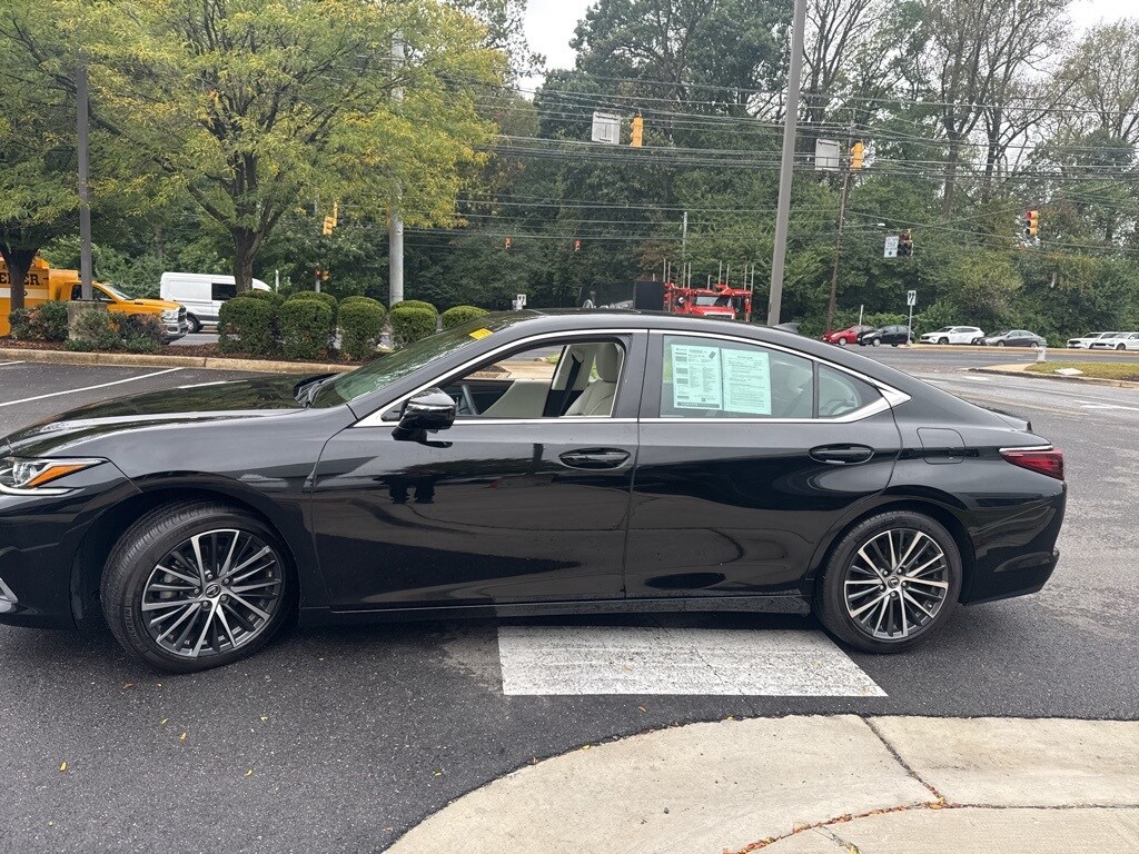 2024 Lexus ES 350 Premium photo 4