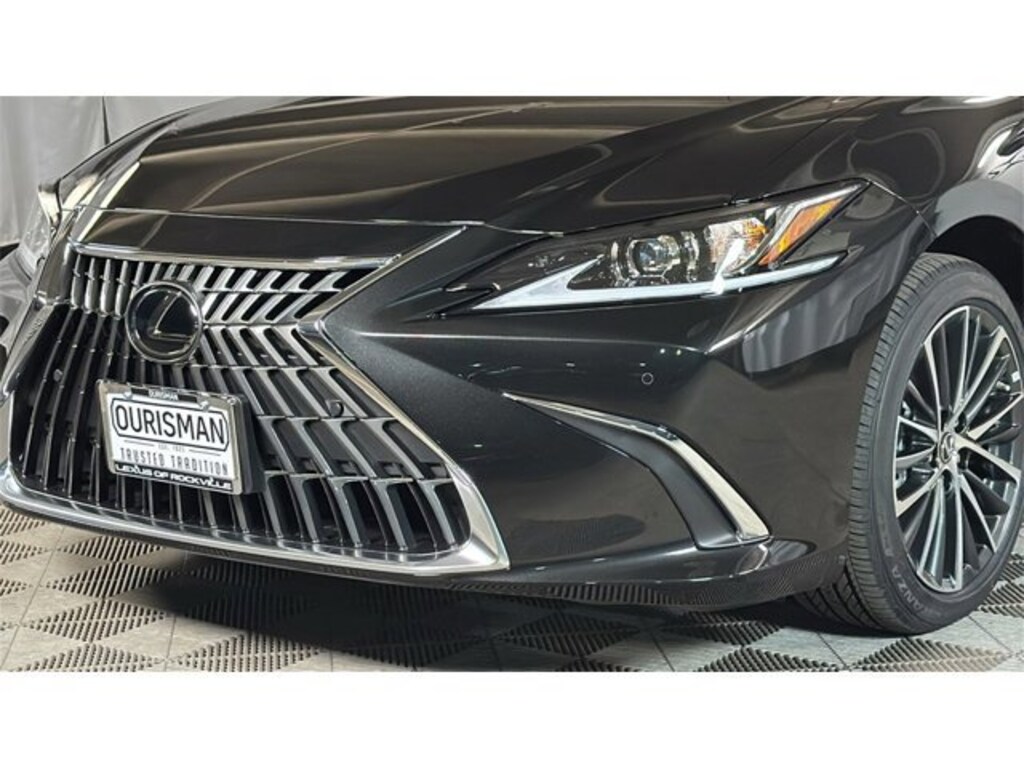 New 2025 Lexus ES 350 4-DOOR SEDAN
