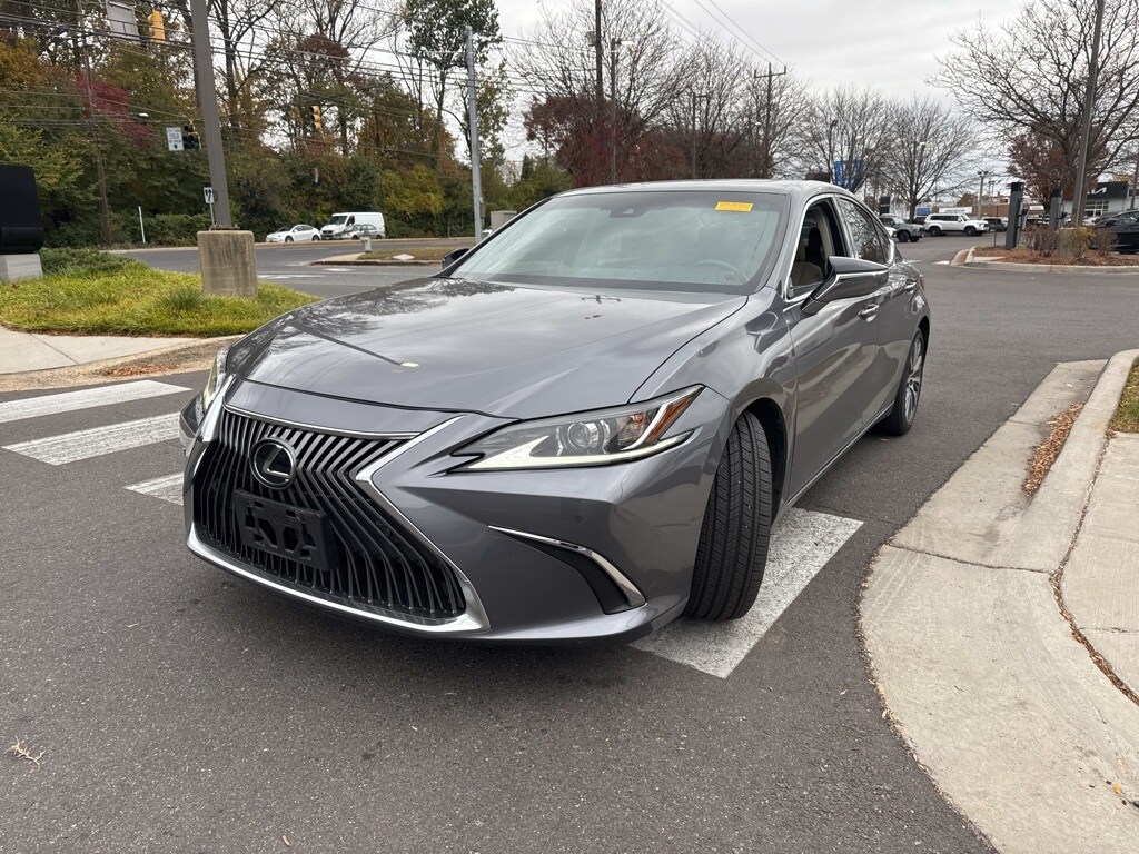 Used 2020 Lexus ES 350 Sedan