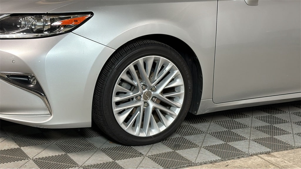 Used 2016 Lexus ES 350 Sedan