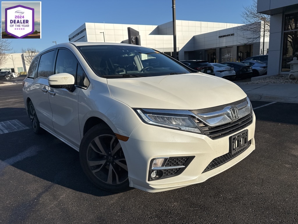 2019 Honda Odyssey Elite's photo
