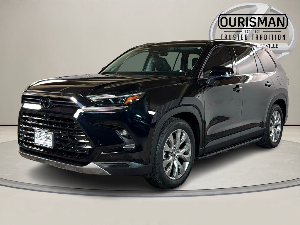 2025 Toyota Highlander Hybrid Limited photo 2