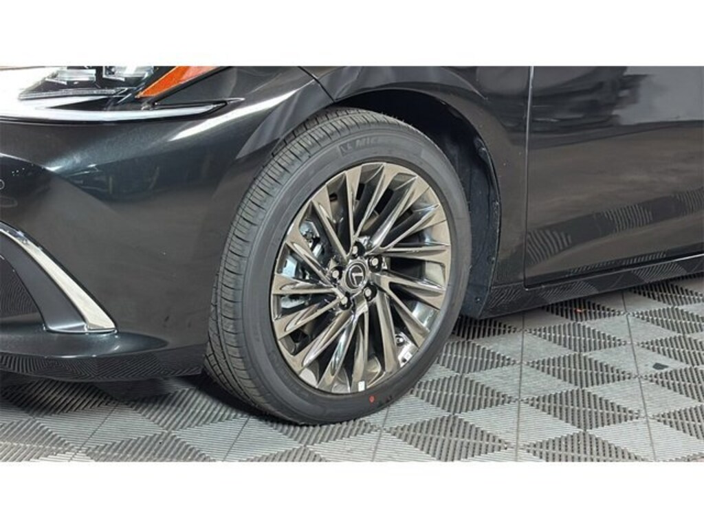 New 2025 Lexus ES 350 ULTRA LUXURY 4-DOOR SEDAN