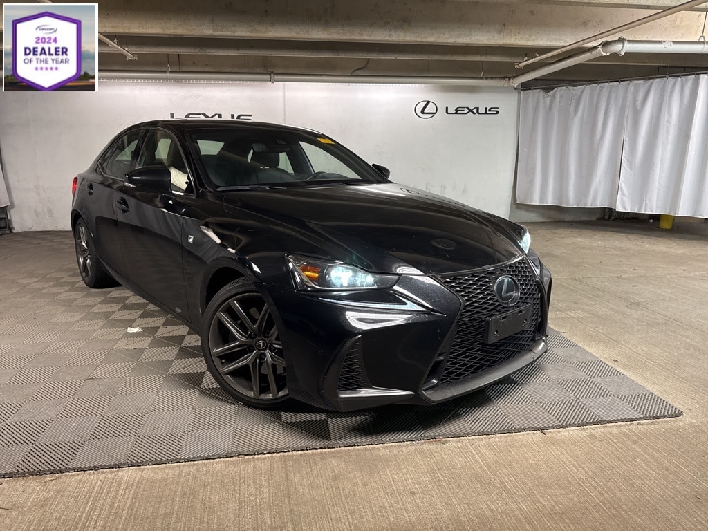 2020 Lexus IS 300 F SPORT's photo