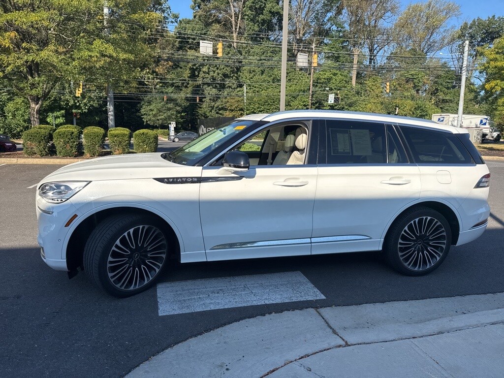 2023 Lincoln Aviator Black Label photo 4