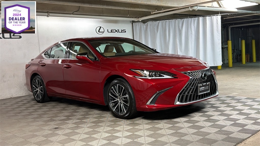 2024 Lexus ES 350's photo