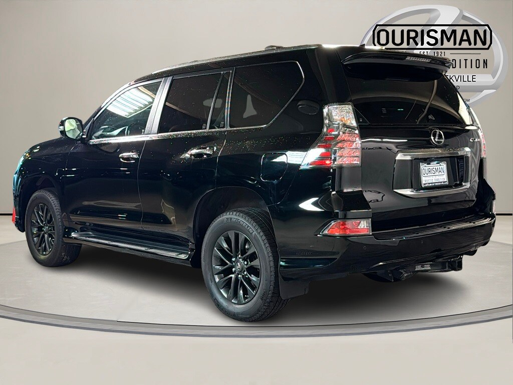 2023 Lexus GX 460 photo 3