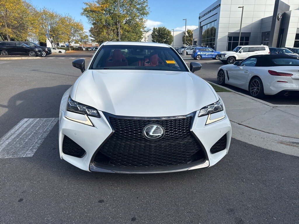 2016 Lexus GS F photo 2