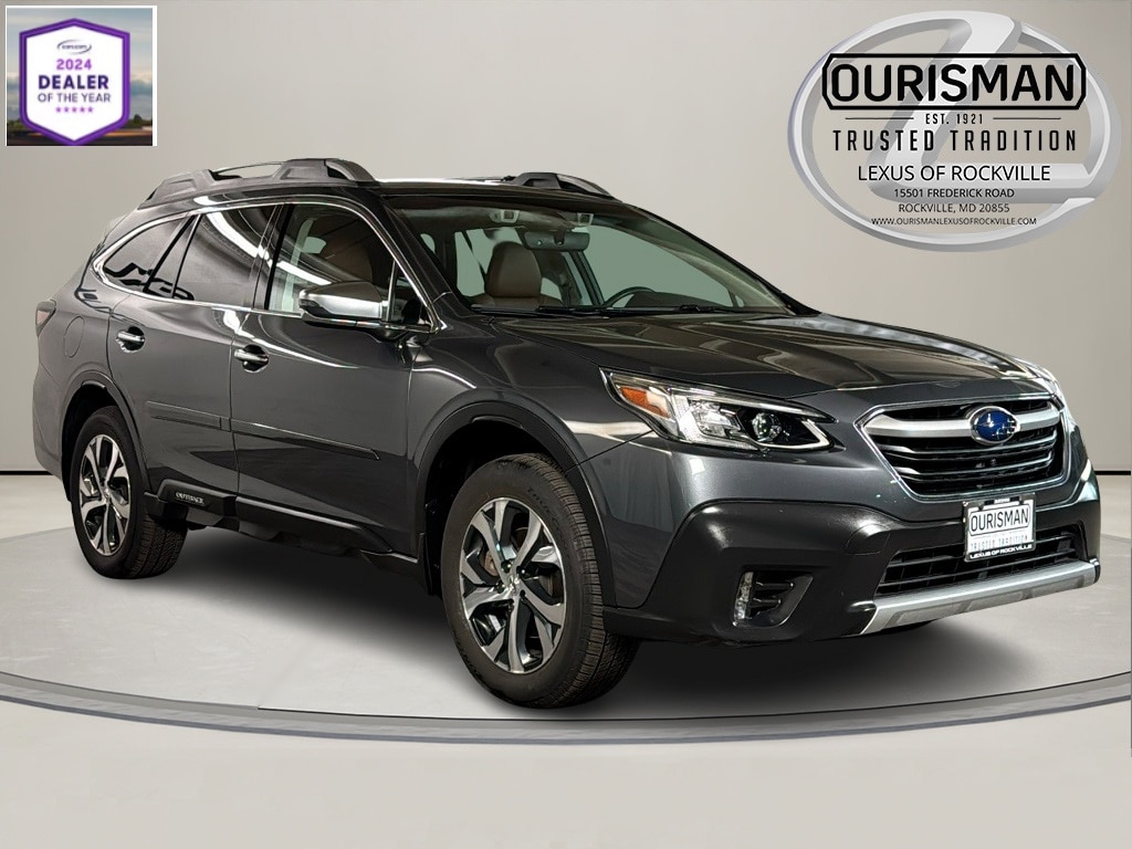 2022 Subaru Outback Touring's photo