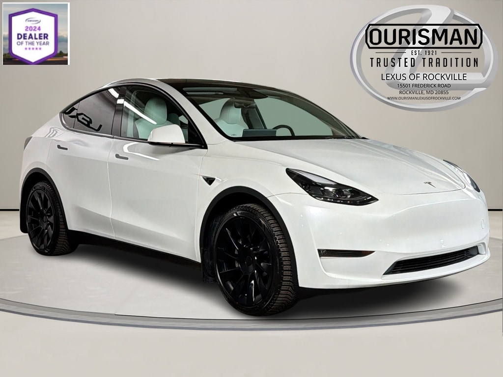 2024 Tesla Model Y Long Range's photo