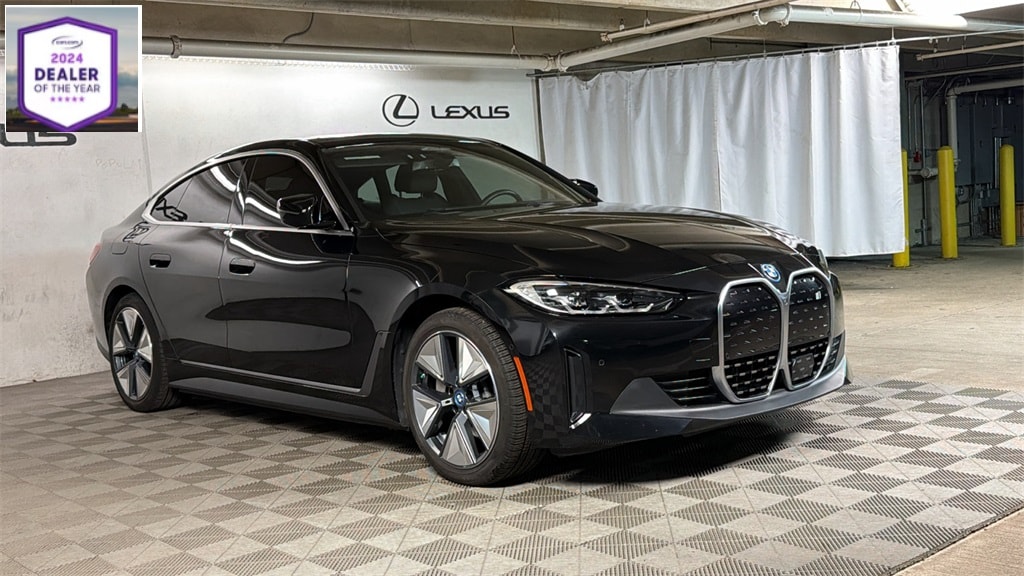 2024 BMW i4 35's photo