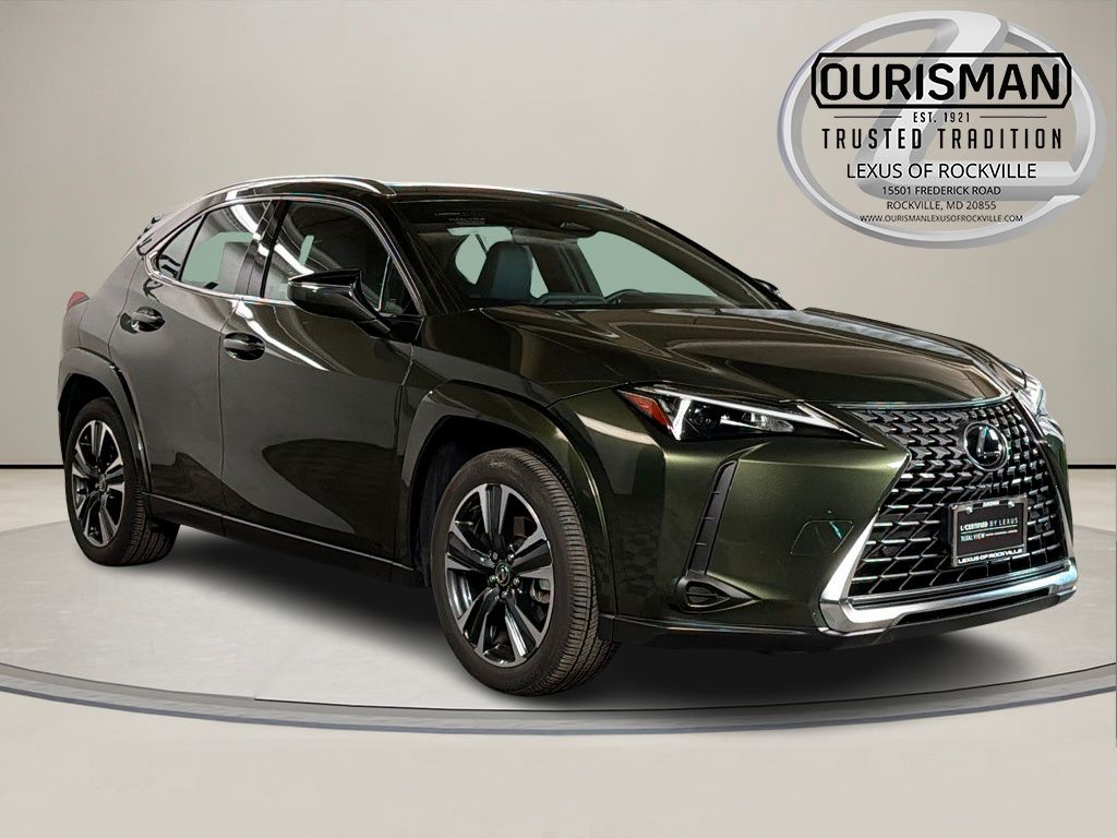 2025 Lexus UX Hybrid