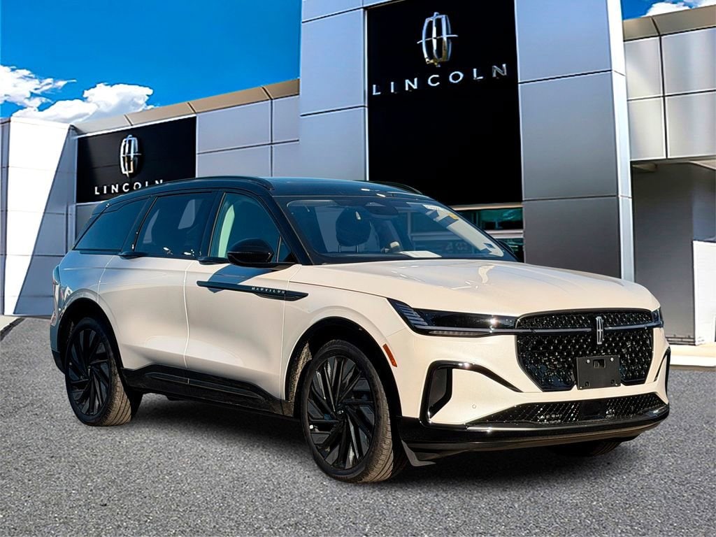 2026 Lincoln Nautilus Reserve AWD's photo