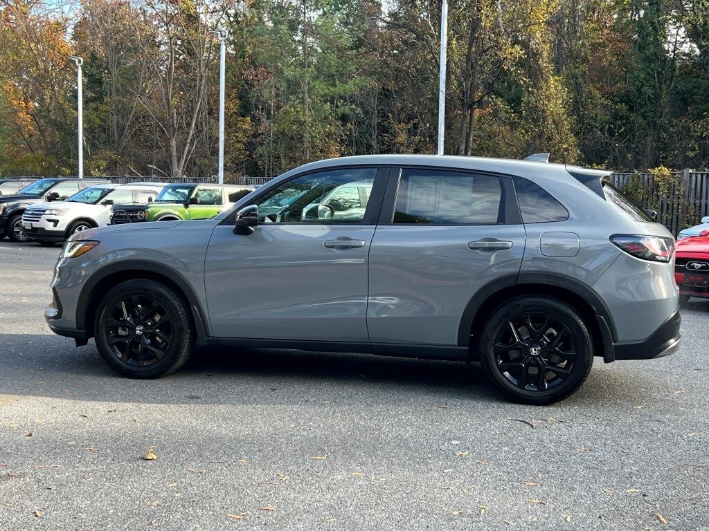 2024 Honda HR-V Sport photo 2