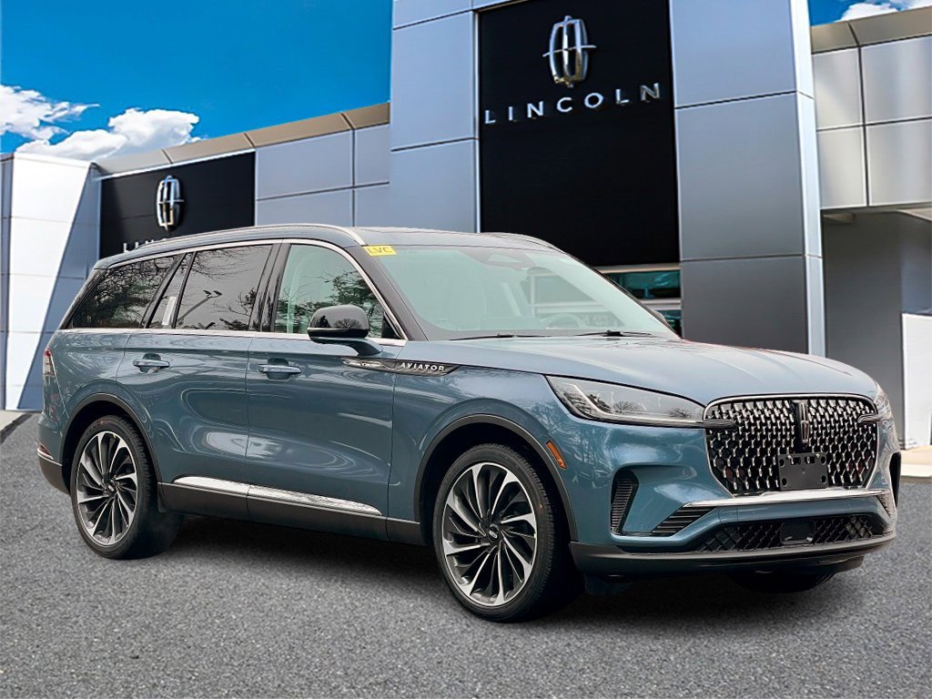 2026 Lincoln Aviator Reserve AWD's photo