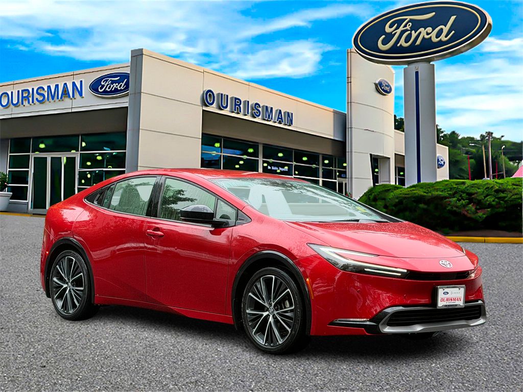 2023 Toyota Prius XLE FWD's photo