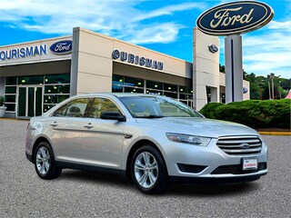 Pre-Owned 2019 Ford Taurus SE Sedan in Alexandria, VA