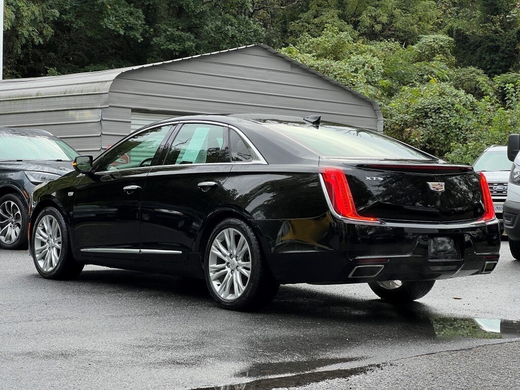 2019 Cadillac XTS Luxury photo 4