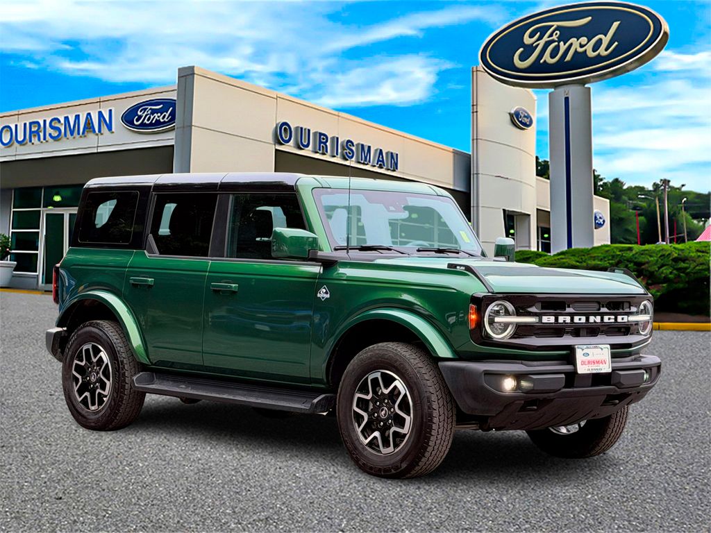 2025 Ford Bronco Outer Banks 4x4's photo