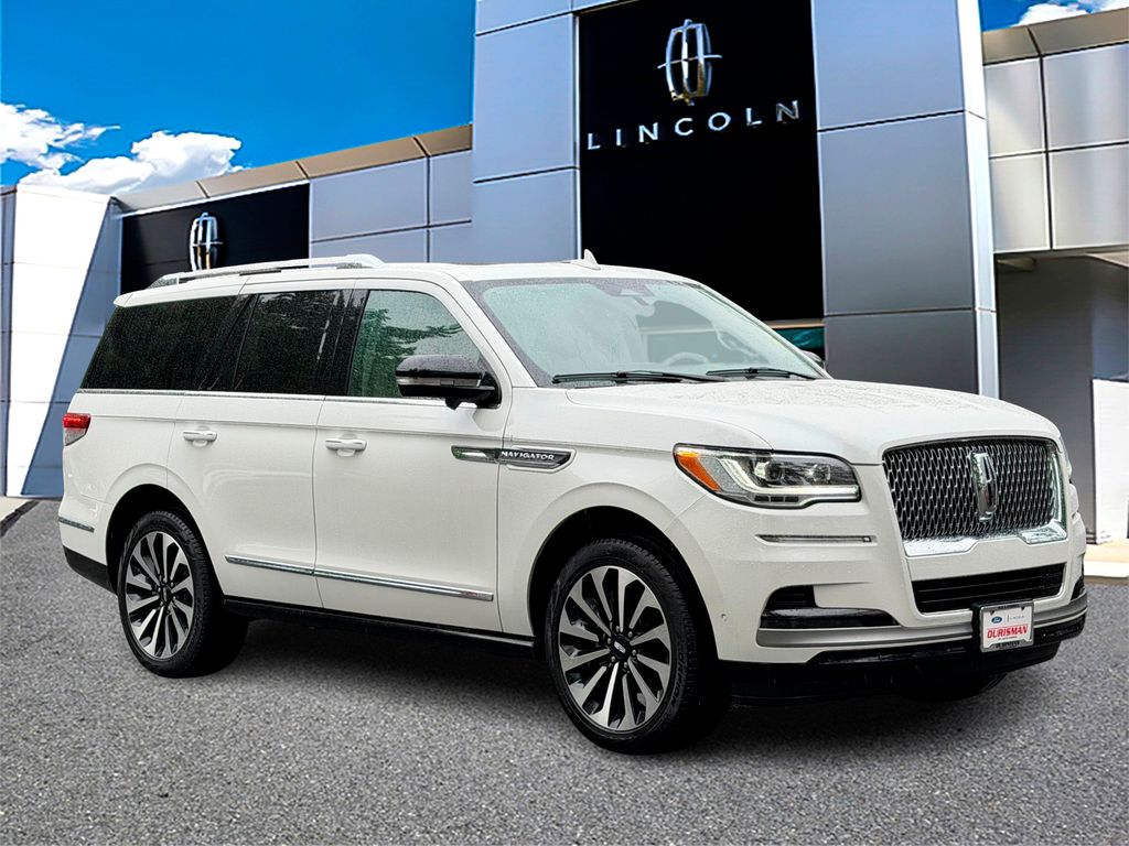 2024 Lincoln Navigator Reserve 4WD's photo